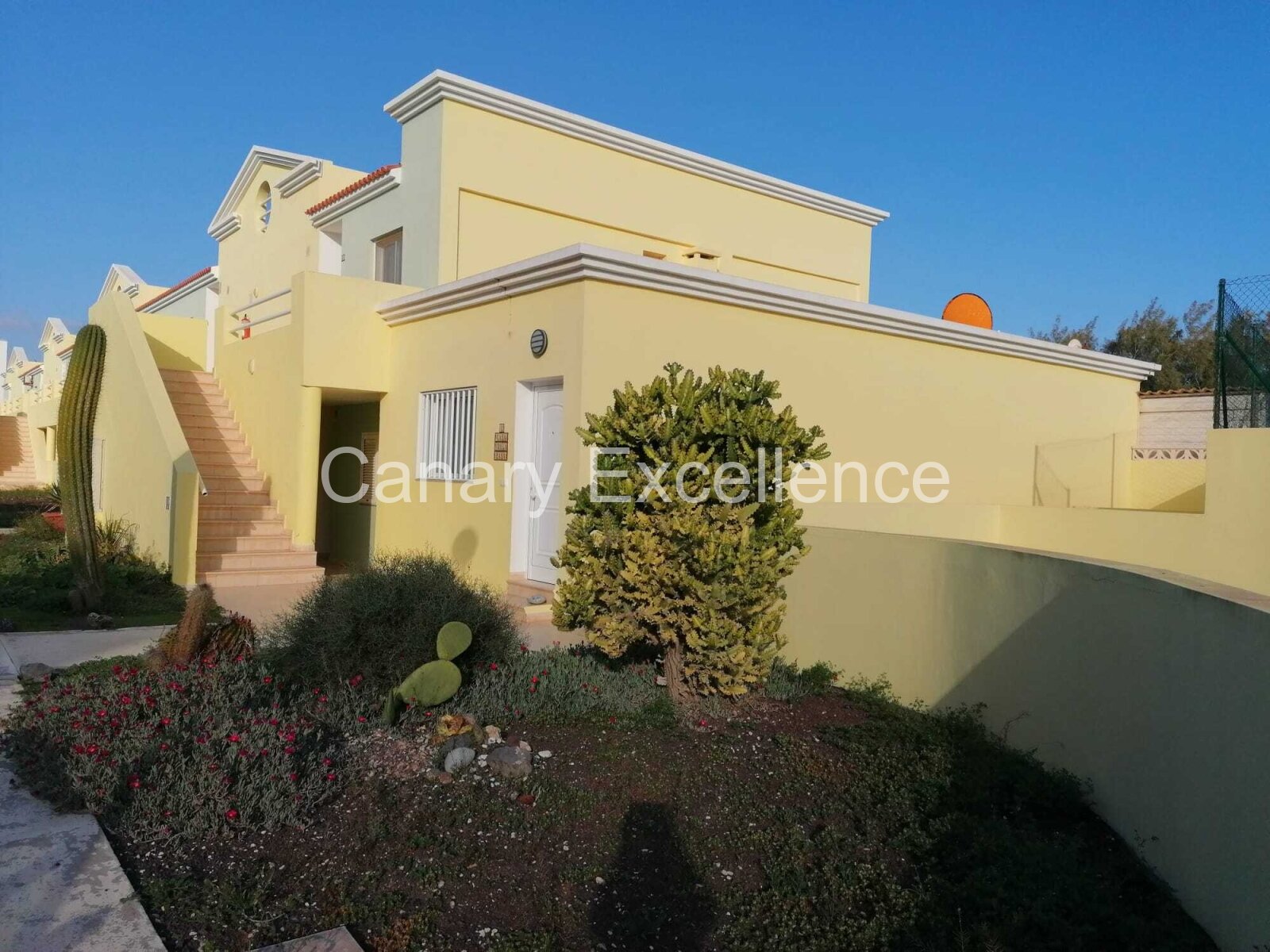 Sehr gepflegtes Reihenendhaus in Costa Calma mit Gemeinschaftspool Sehr gepflegtes Reihenendhaus in Costa Calma mit Gemeinschaftspool