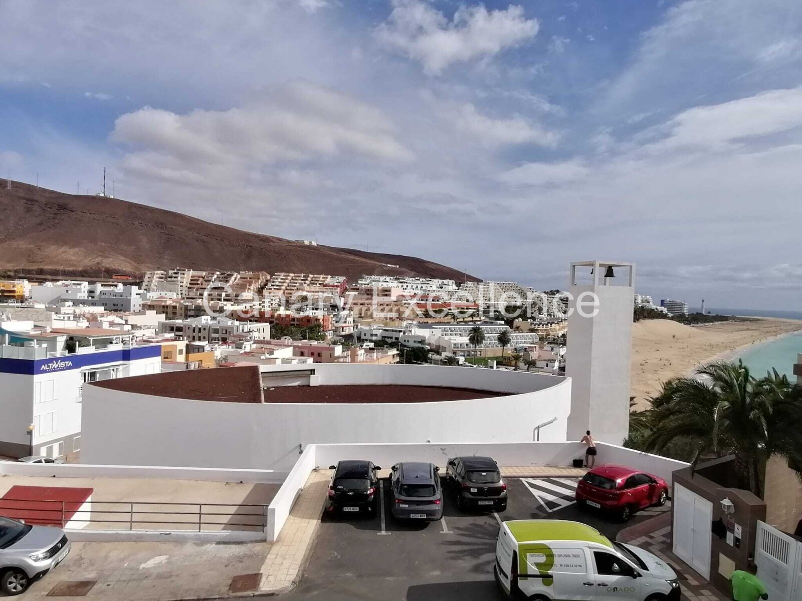 Blick auf die Kirche und Morro Jable