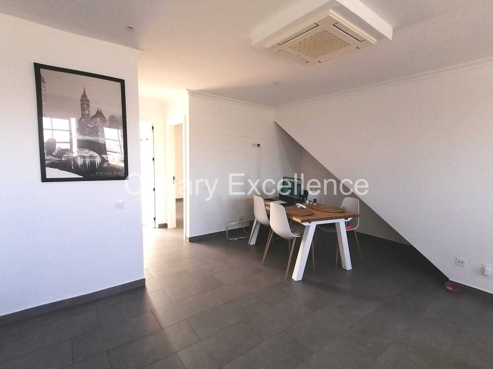 Very well-maintained duplex - 4 bedrooms and sea views in Costa Calma