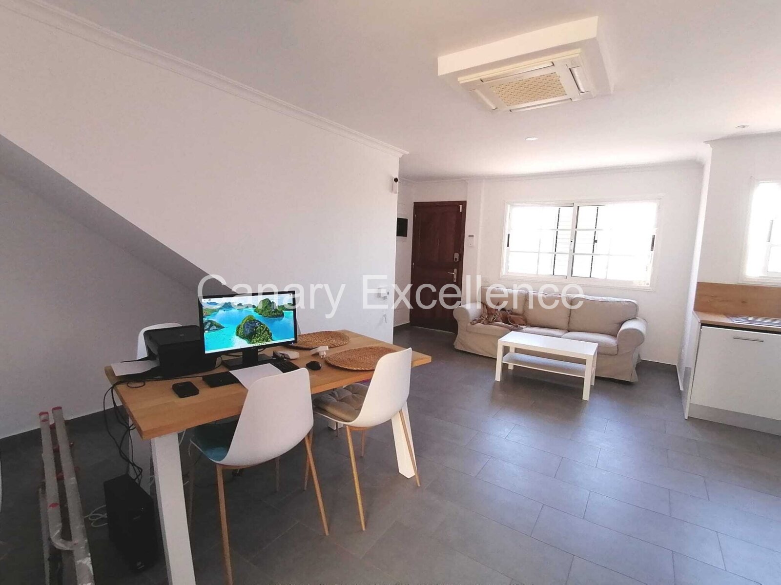 Very well-maintained duplex - 4 bedrooms and sea views in Costa Calma