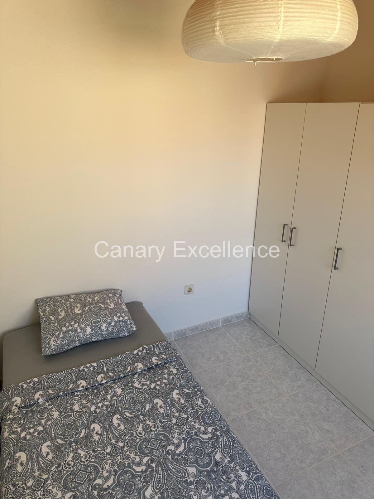 Very well-maintained duplex - 4 bedrooms and sea views in Costa Calma